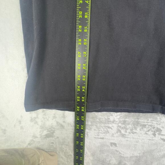 In-N-Out Las Vegas Black Classic Car Graphic T-shirts Size Medium Made in USA - Picture 5 of 7